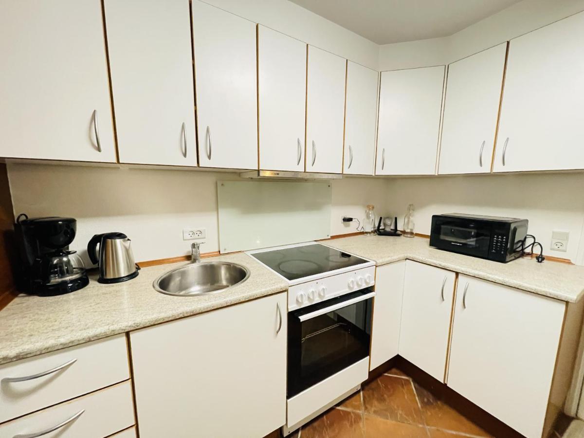 Aday - Cozy Central 1 Bedroom Apartment 腓特烈港 外观 照片